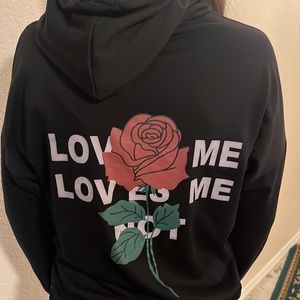 LOVES ME/LOVES ME NOT HOODIE🥀💔